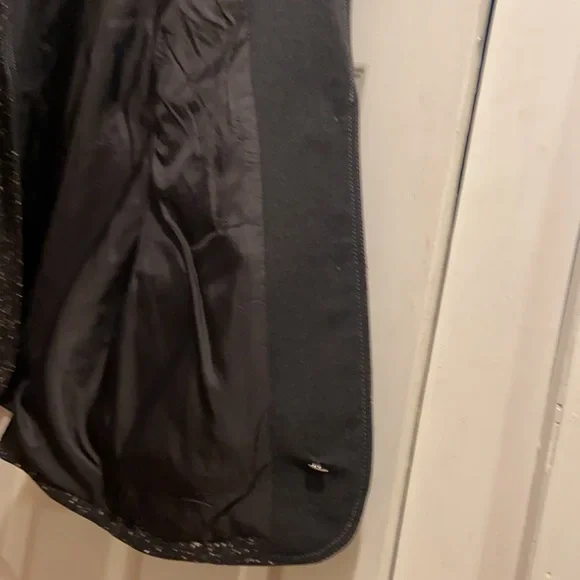 Weill - Picture 7 of 16